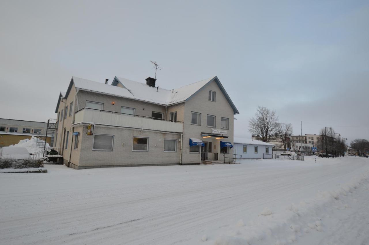 Hotell Gaestis Tierp Exterior photo