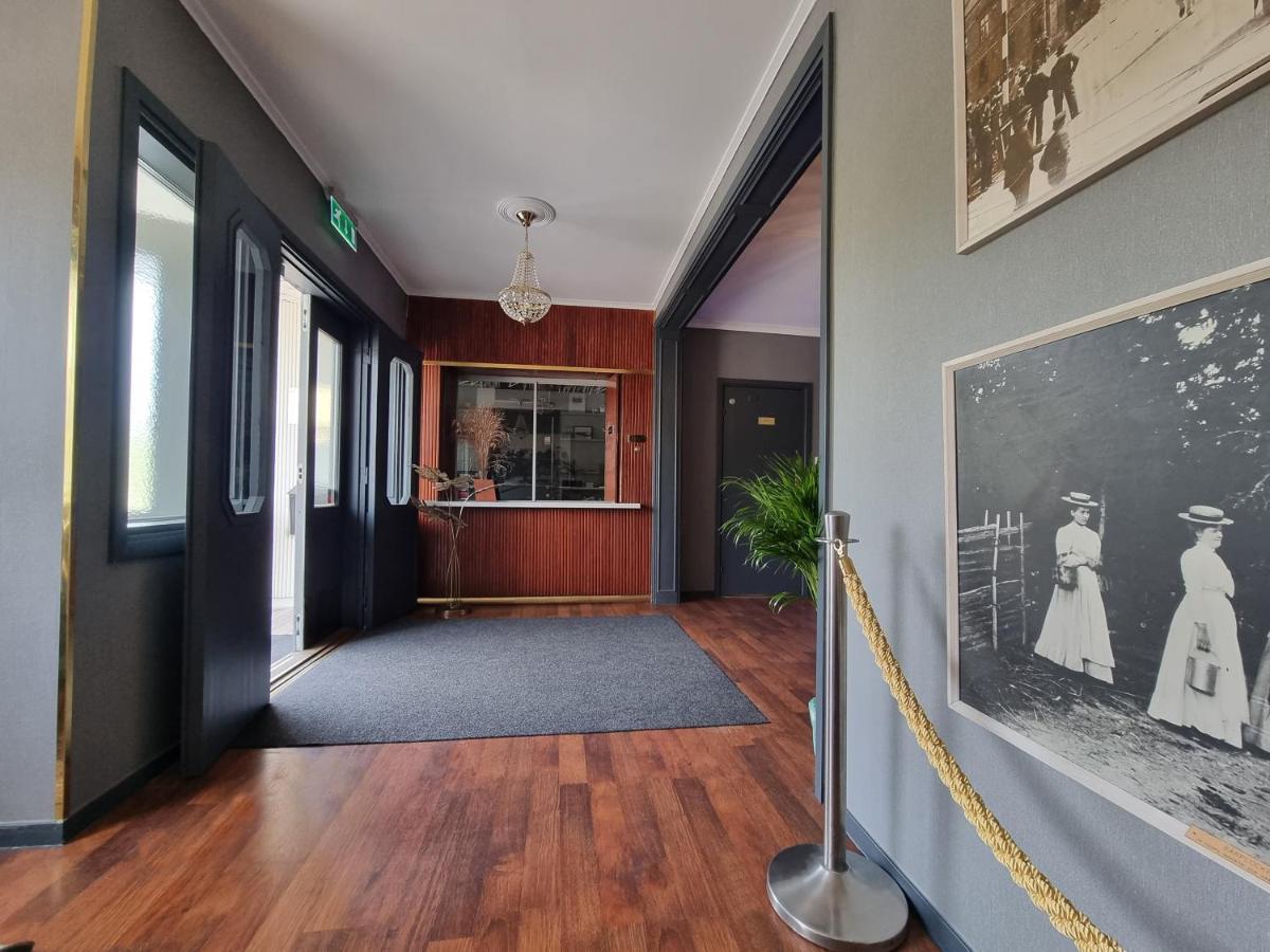 Hotell Gaestis Tierp Exterior photo